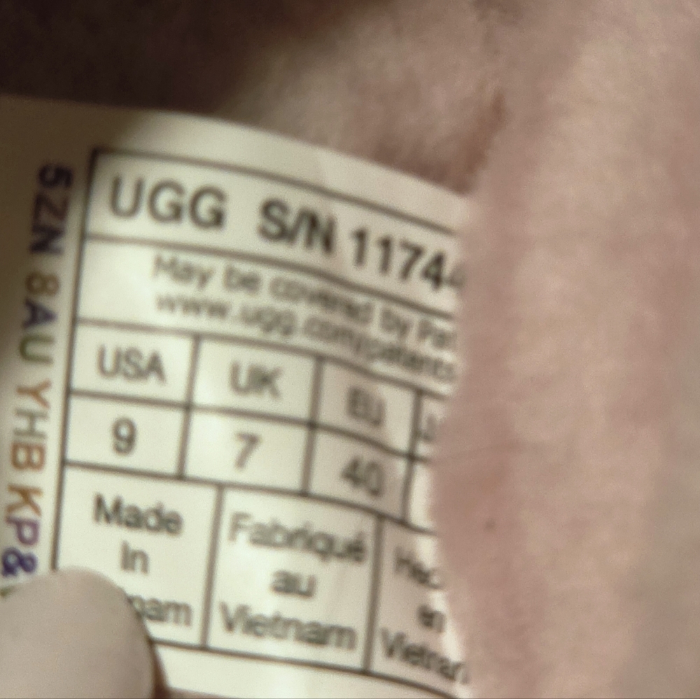 UGG Tazz II Pink Diamond Suede Shearling-Lined - Picture 4 of 6
